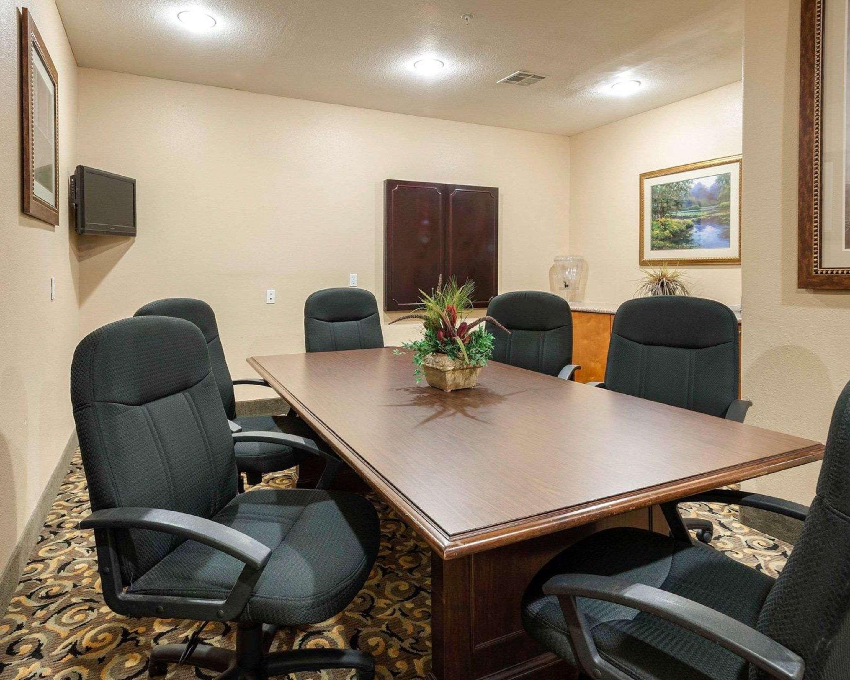 Comfort Suites Lake Charles Kültér fotó