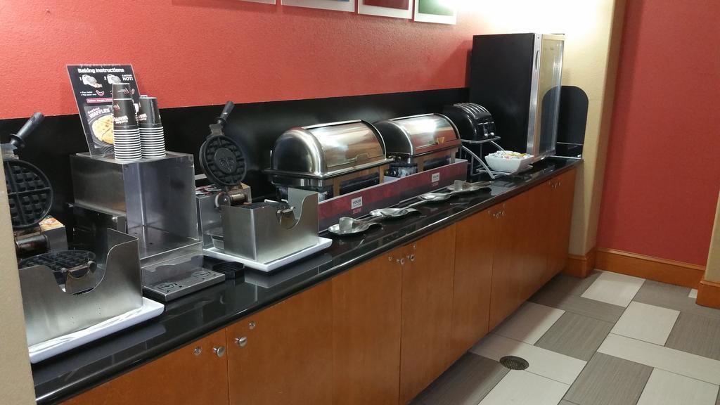 Comfort Suites Lake Charles Kültér fotó