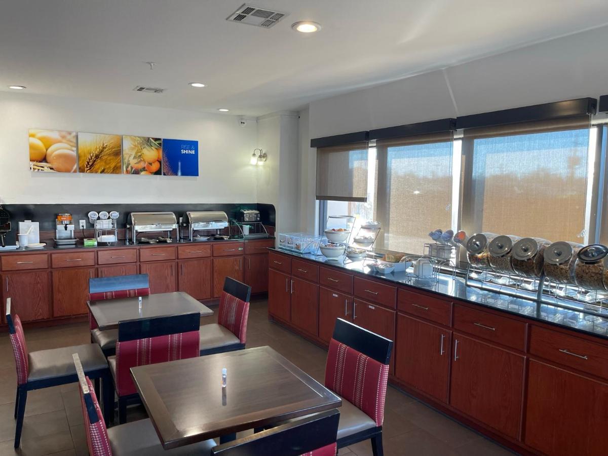 Comfort Suites Lake Charles Kültér fotó