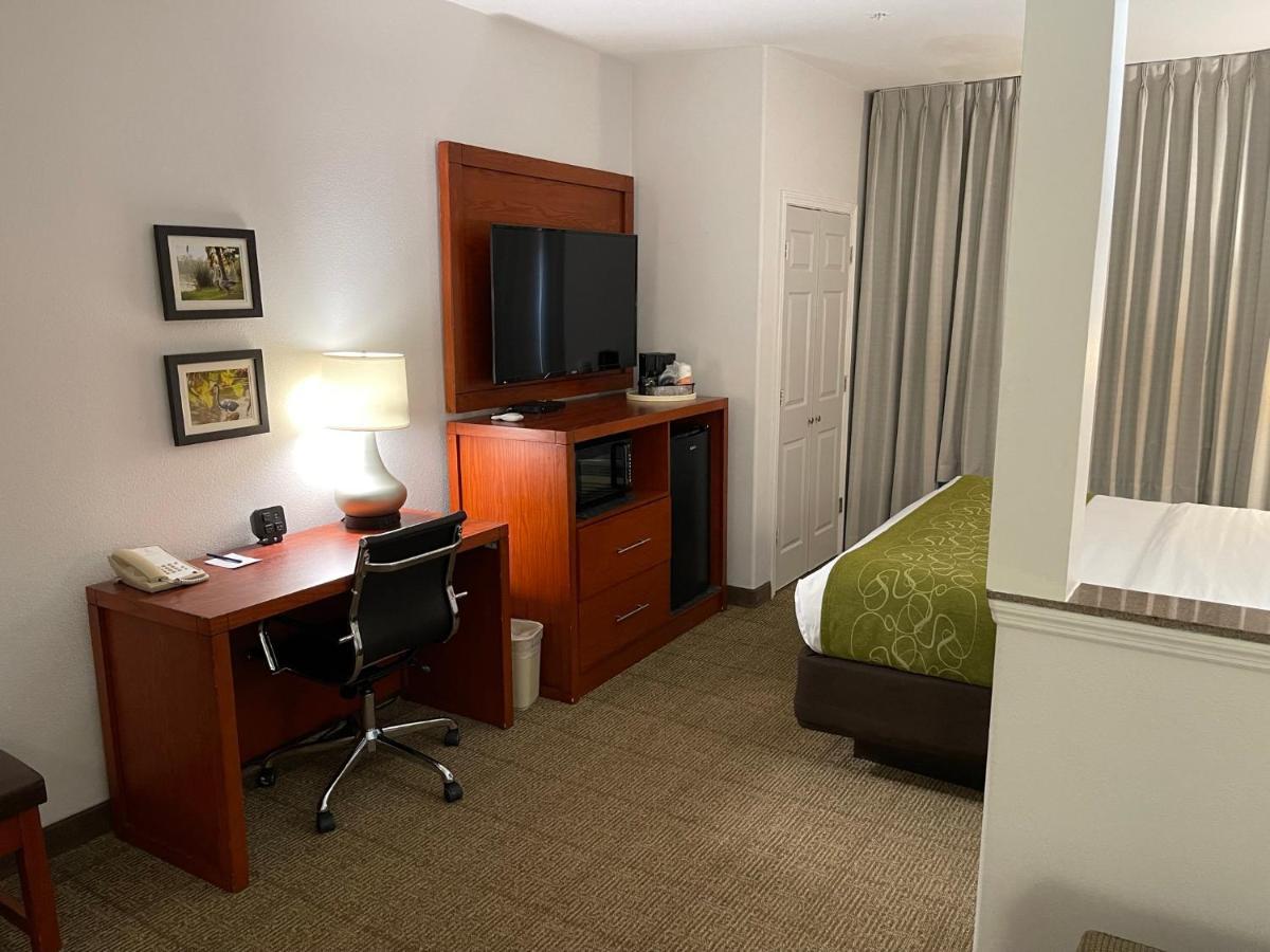 Comfort Suites Lake Charles Kültér fotó