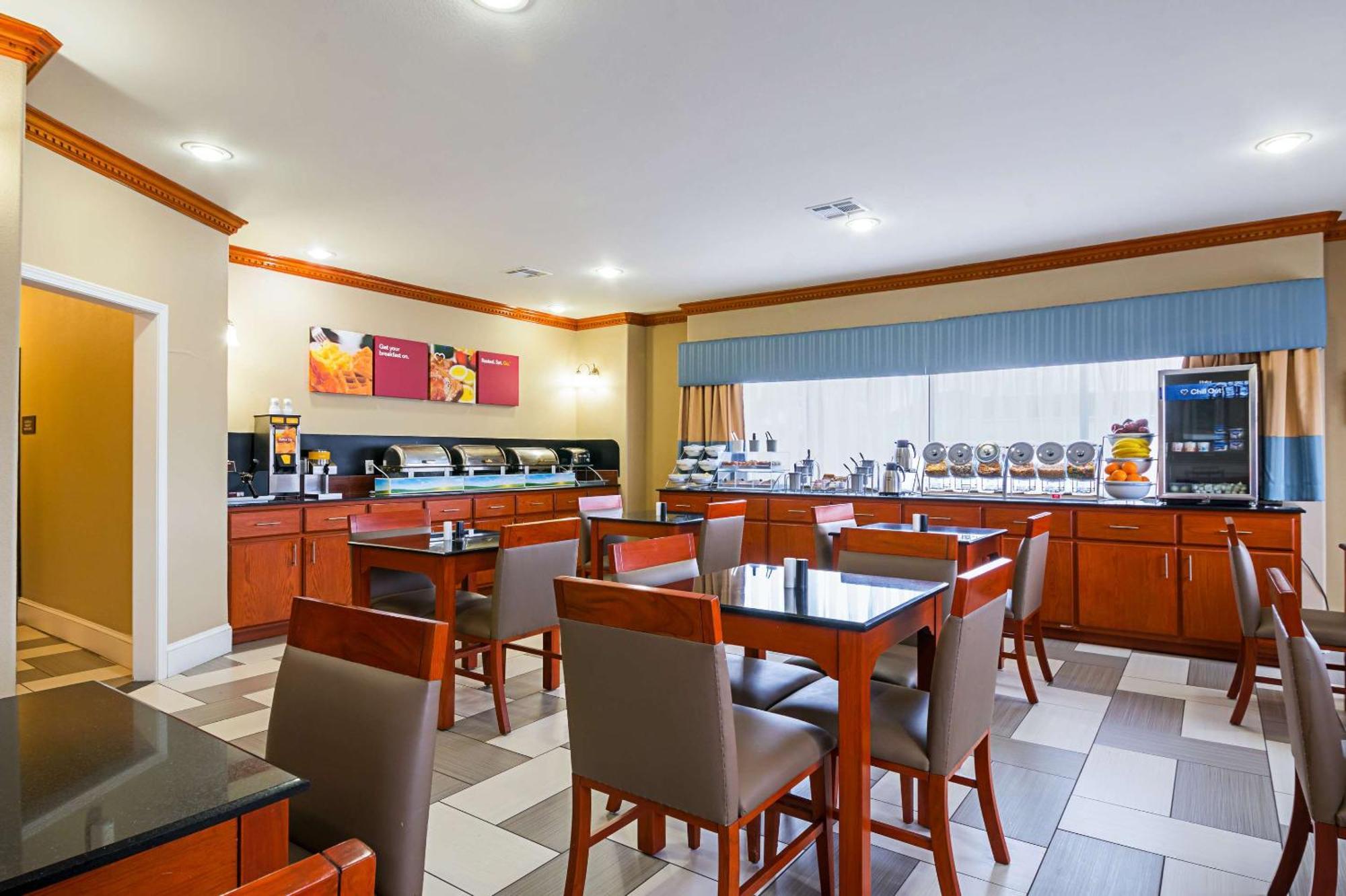 Comfort Suites Lake Charles Kültér fotó