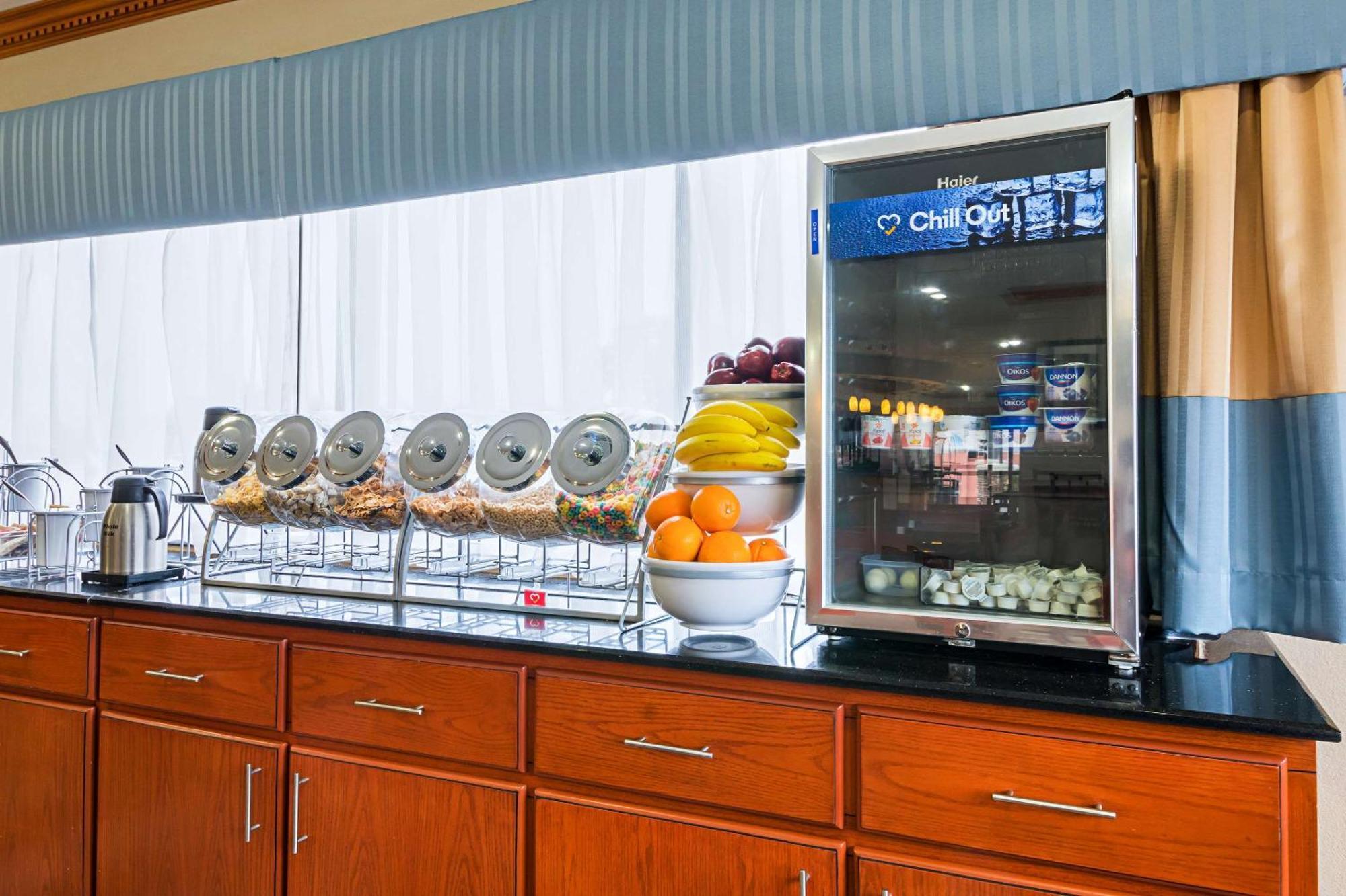 Comfort Suites Lake Charles Kültér fotó